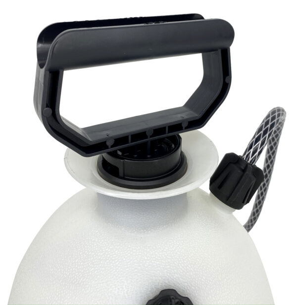 Hudson Pro® 2 Gallon Bleach Sprayer - Image 3